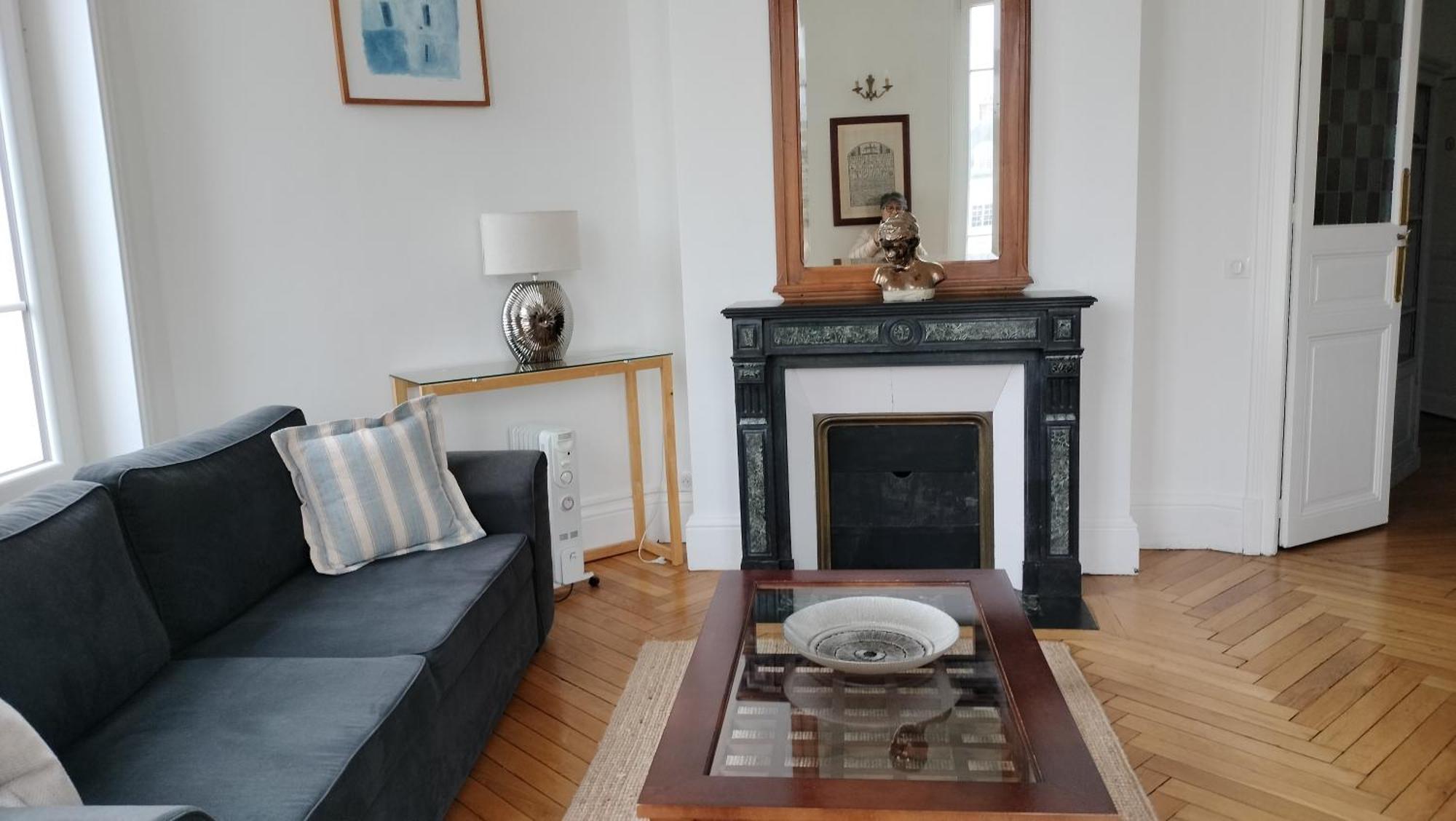 Appartement F3 Au Balcon De La Place Du Martroi Orléans Eksteriør billede